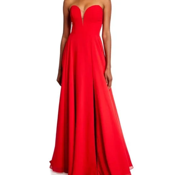 Faviana Strapless Sweetheart Chiffon Gown - Picture 4 of 6